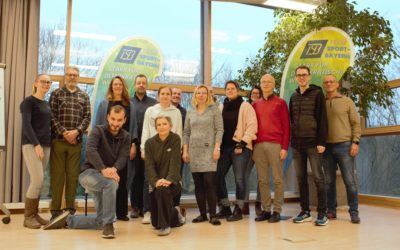 Demokratietrainer/innen ler­nen den Wert von Regeln